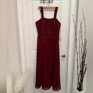NWT Elegant Burgundy Lace Wedding Dress Size 16